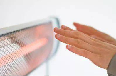 注意这种皮肤病！“火激红斑”爱上了“烤火桌”的人