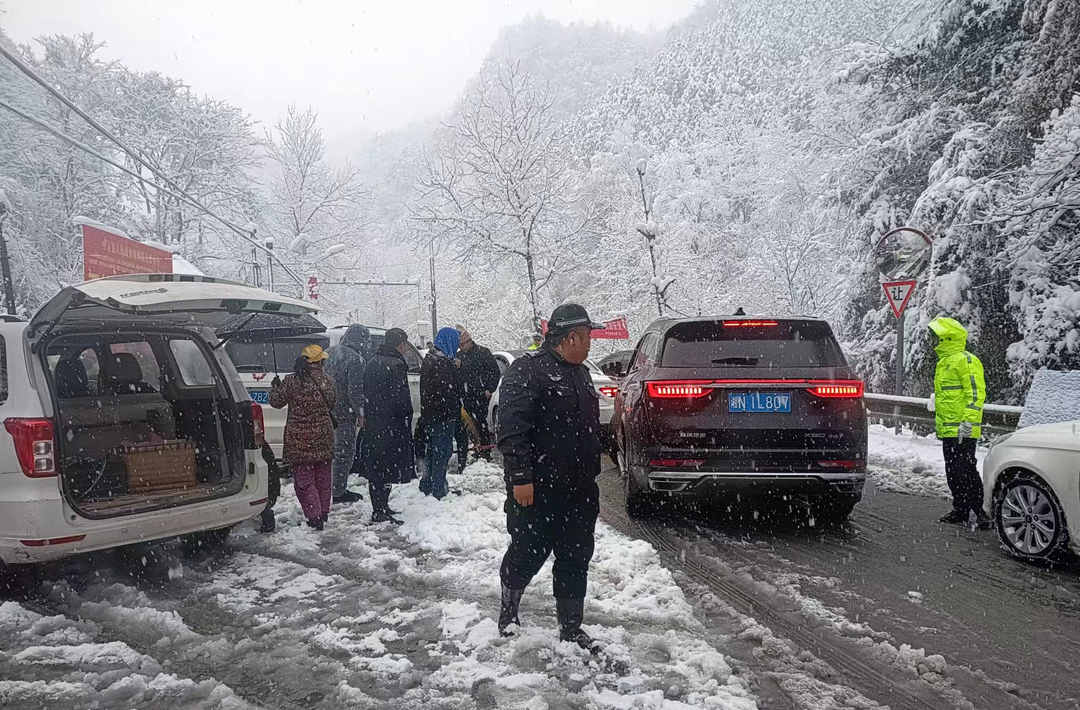 中方县新建镇：加强安全生产保障 积极应对冰雪天气