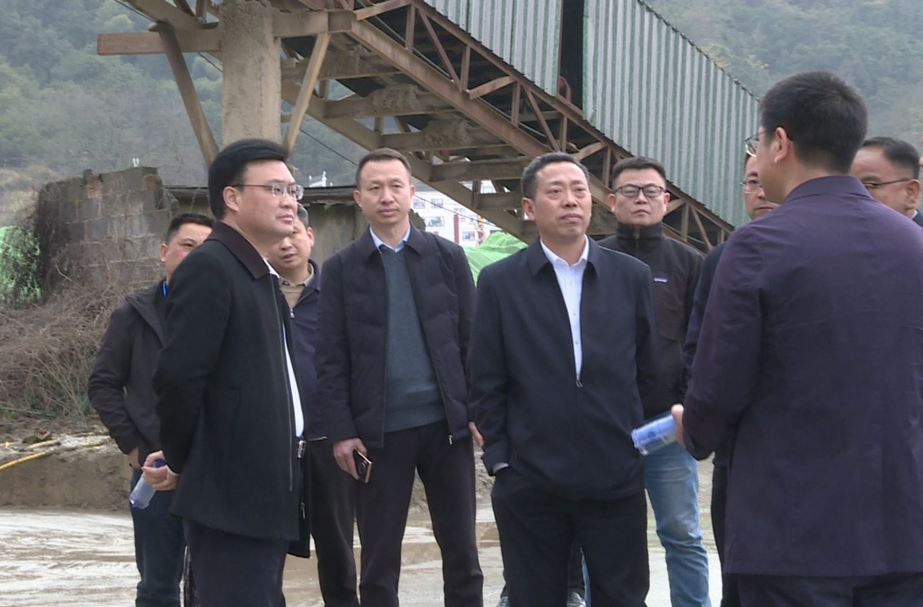 余建勇到中方县调研督导突出环境问题整改工作