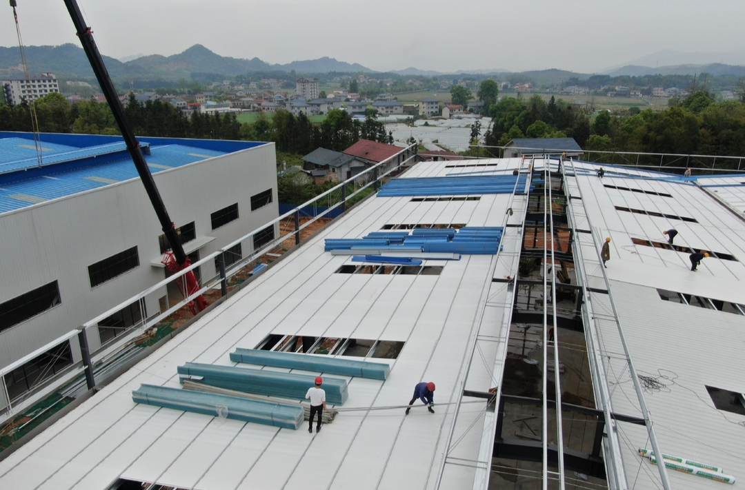 鹤中一体看中方|铆足干劲忙施工 项目建设有成效