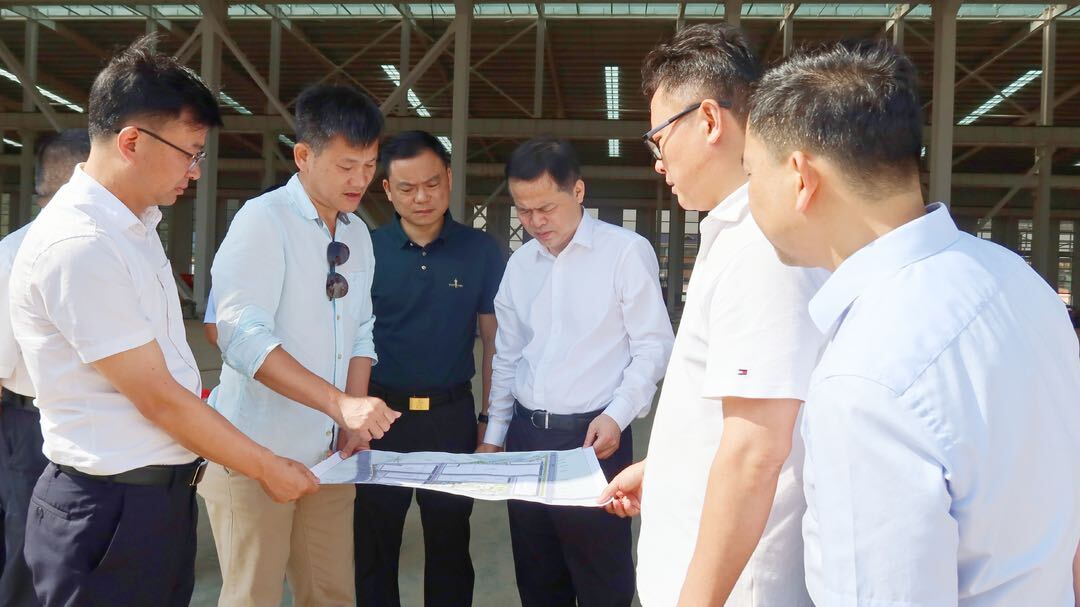 尹培国到中方县宣讲习近平总书记考察湖南重要讲话和指示精神并调研新能源产业链企业
