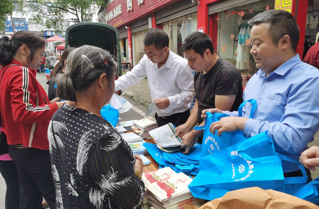 中方县水利局多措并举开展民法典宣传活动