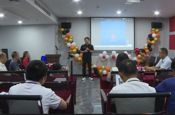 中方县爱心能力发展中心：开展公益培训讲座，关爱孤独症家庭