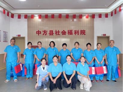 中方县民政局开展慰问特困老年人志愿服务活动