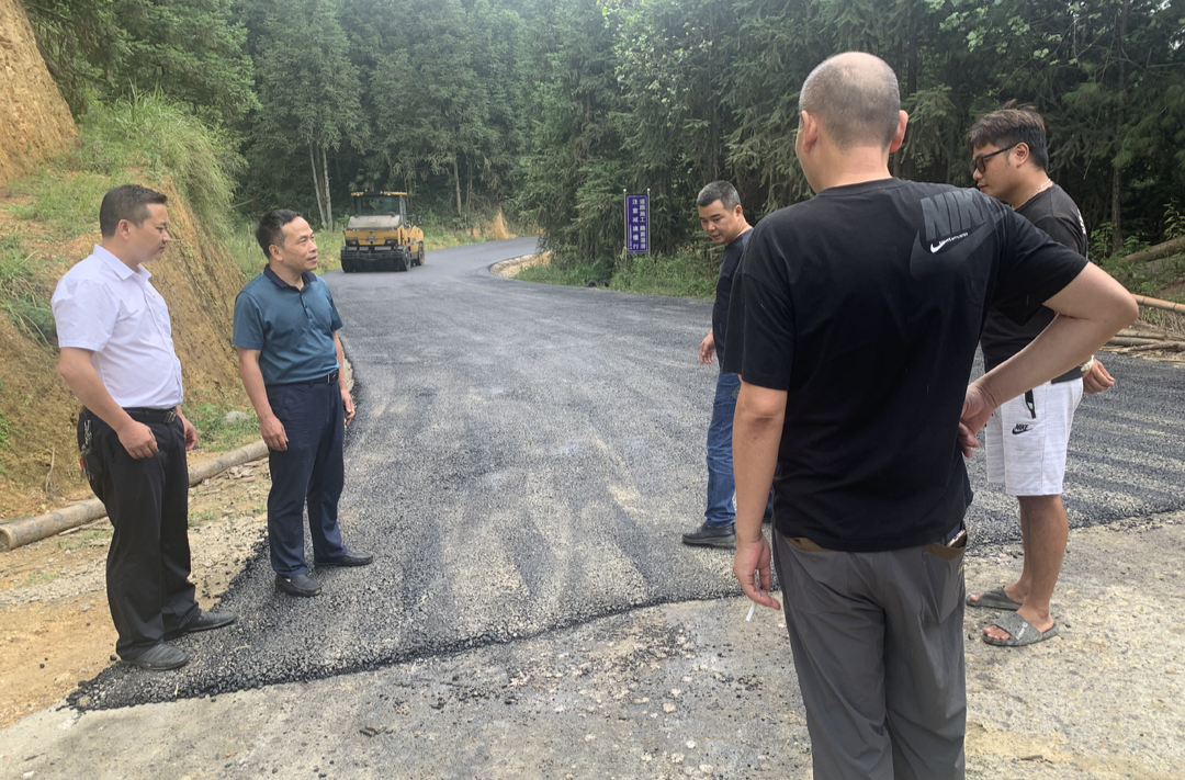 中方县：巡察监督让“烦心路”变“舒心路”