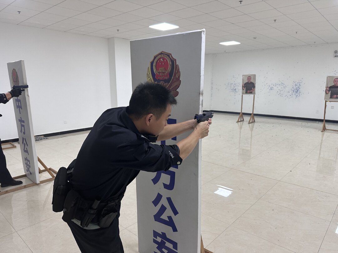 中方公安：开展射击专项训练