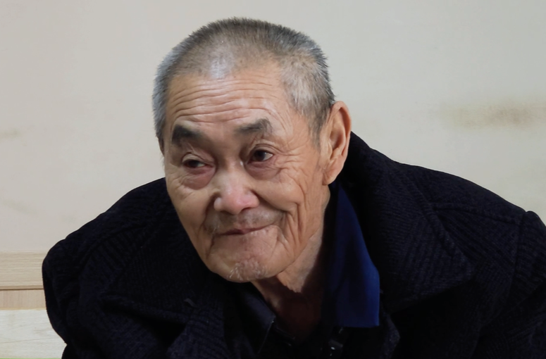 视频|百岁老人杨男付：悉心照料下的“长寿之星”