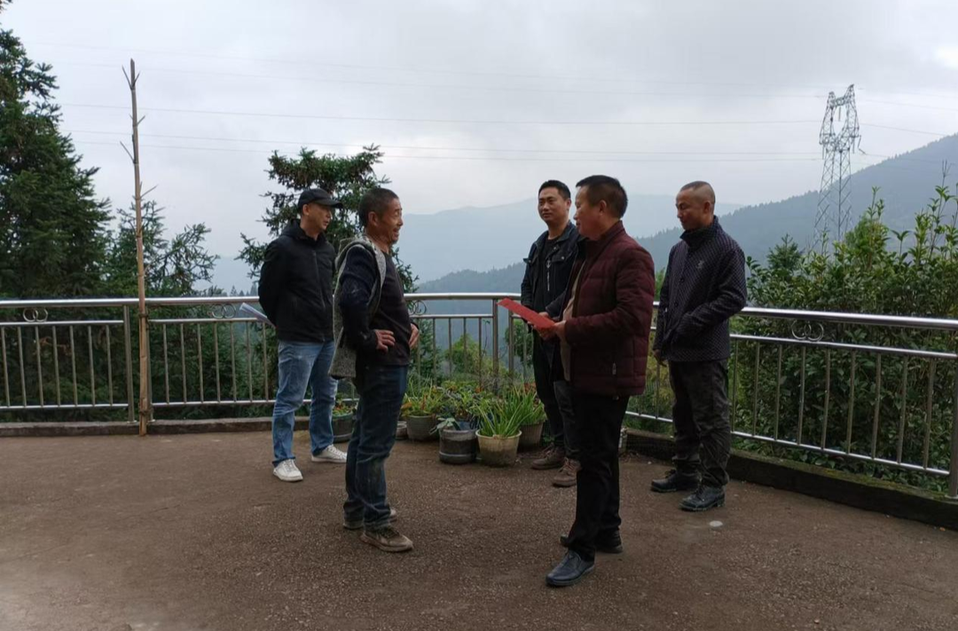 中方县铁坡镇：入户排查化解矛盾纠纷，全心全力守护群众安全