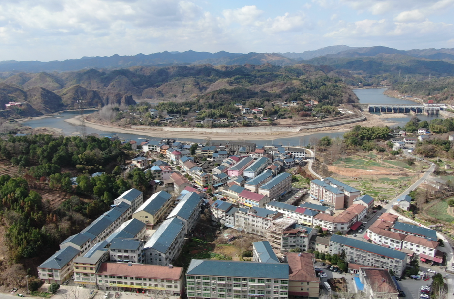 中方县中方镇：奋力谱写和美乡村（社区）新篇章