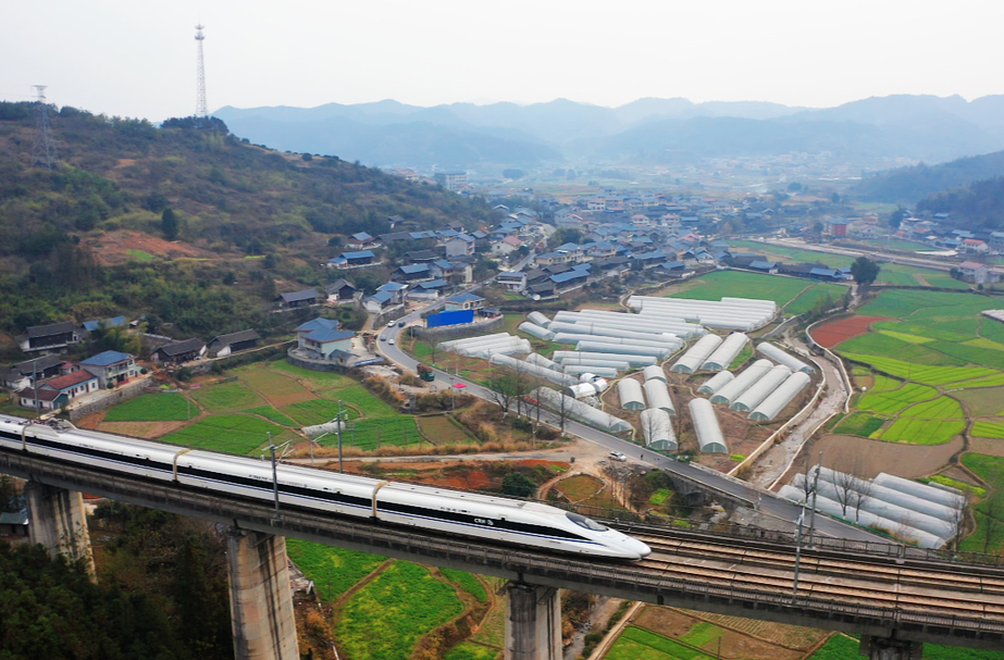 视频|中方县新建镇：现代与田园交织的美丽新农村