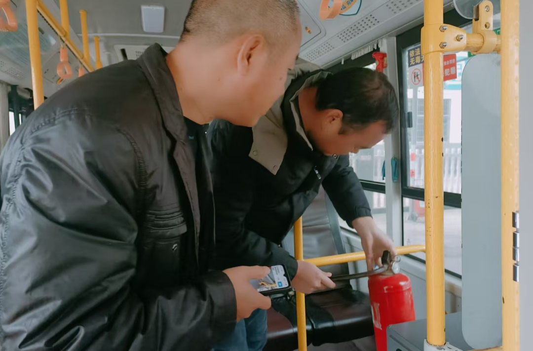 中方县交通运输局积极防范应对低温雨雪冰冻天气