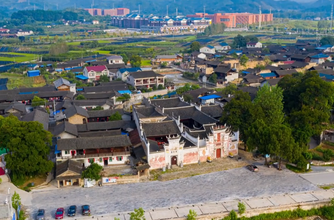 福地怀化·浪漫季|如果有人问你，中方有什么好玩的，就把这条视频推给他看！