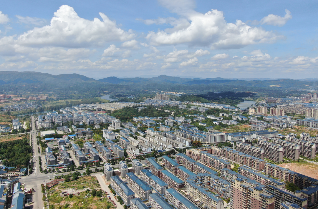 中方县党员干部热议全县作风建设大会精神