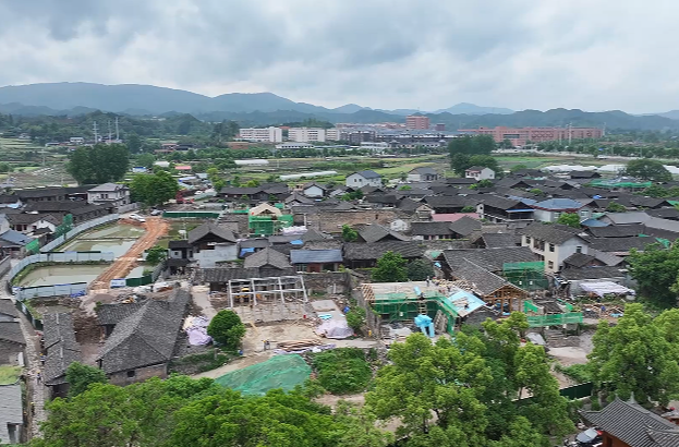 视频|中方县荆坪古村外立面改造和瓦屋面修缮工程如火如荼