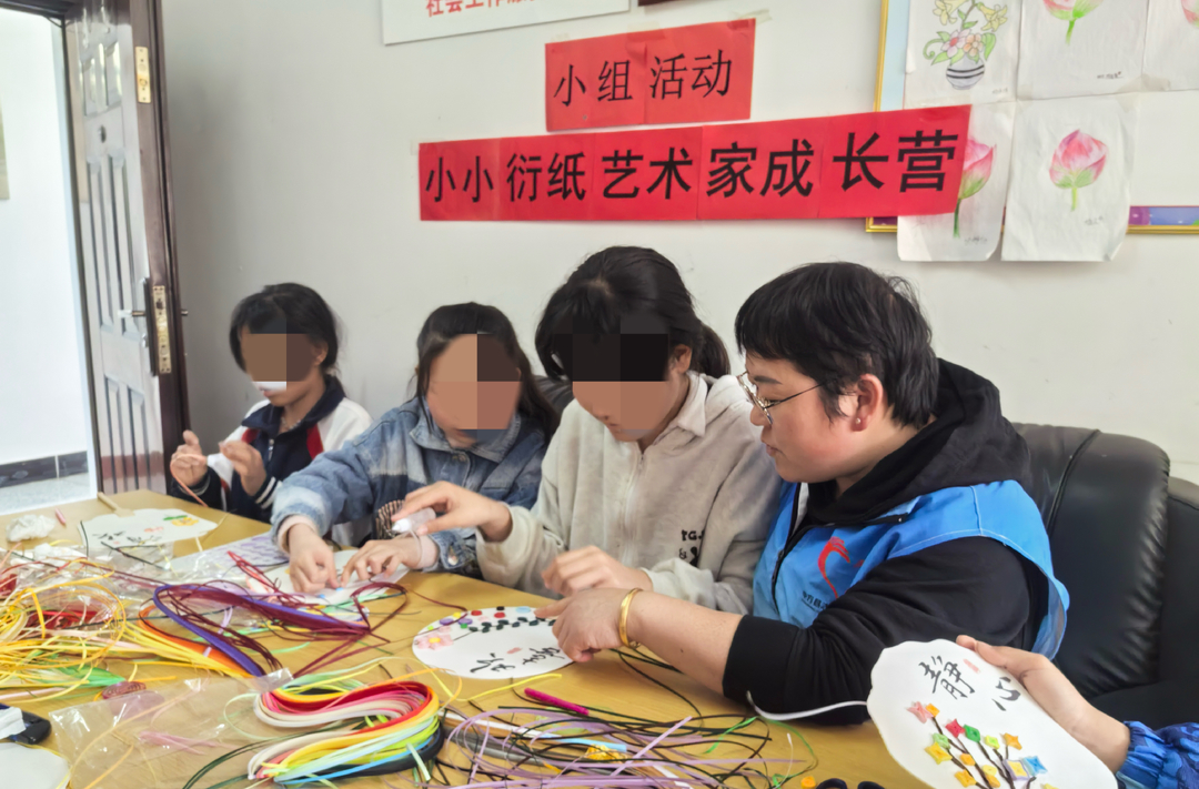 中方县新建镇民政社工站：指尖绽放艺术花 爱伴留守暖童心