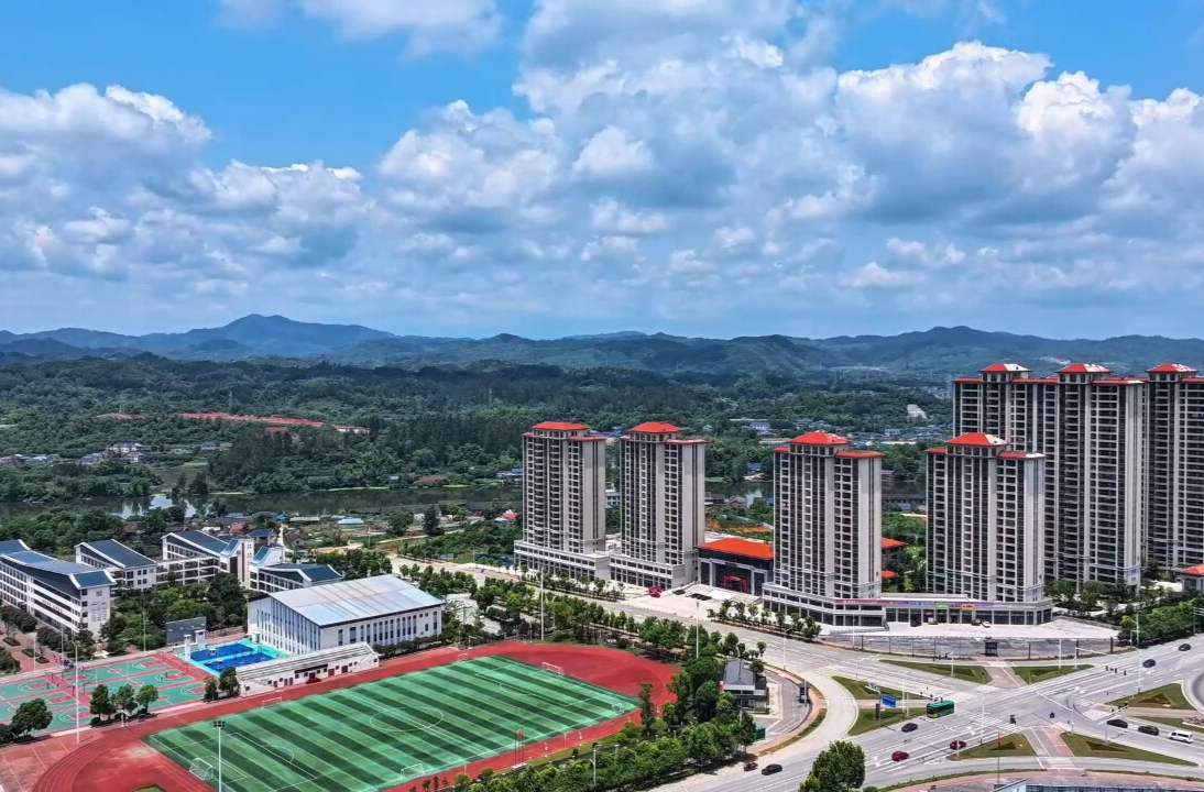 中方县：天光云影织画卷 生态建设见成效