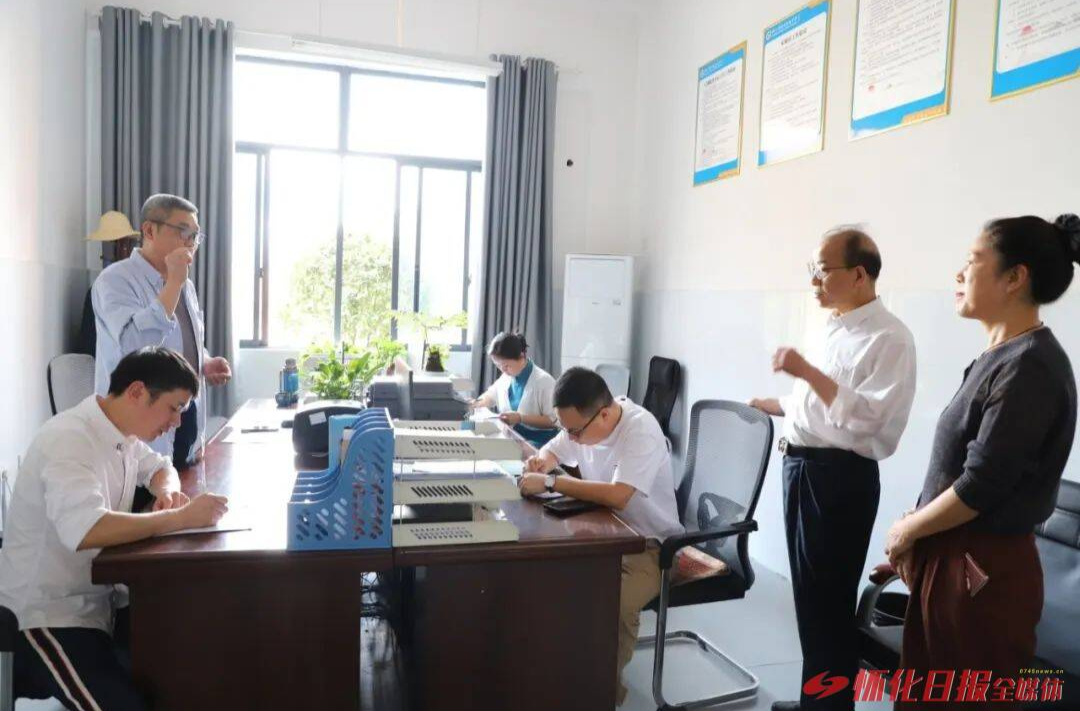 怀化市恒雅高级中学：迎接“校园餐”专项检查