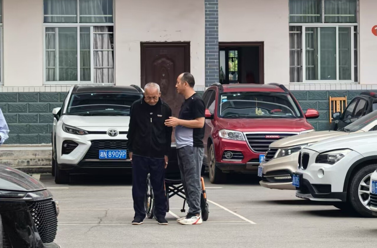 中方人|彭勇军：孝老爱亲，诠释人间至善