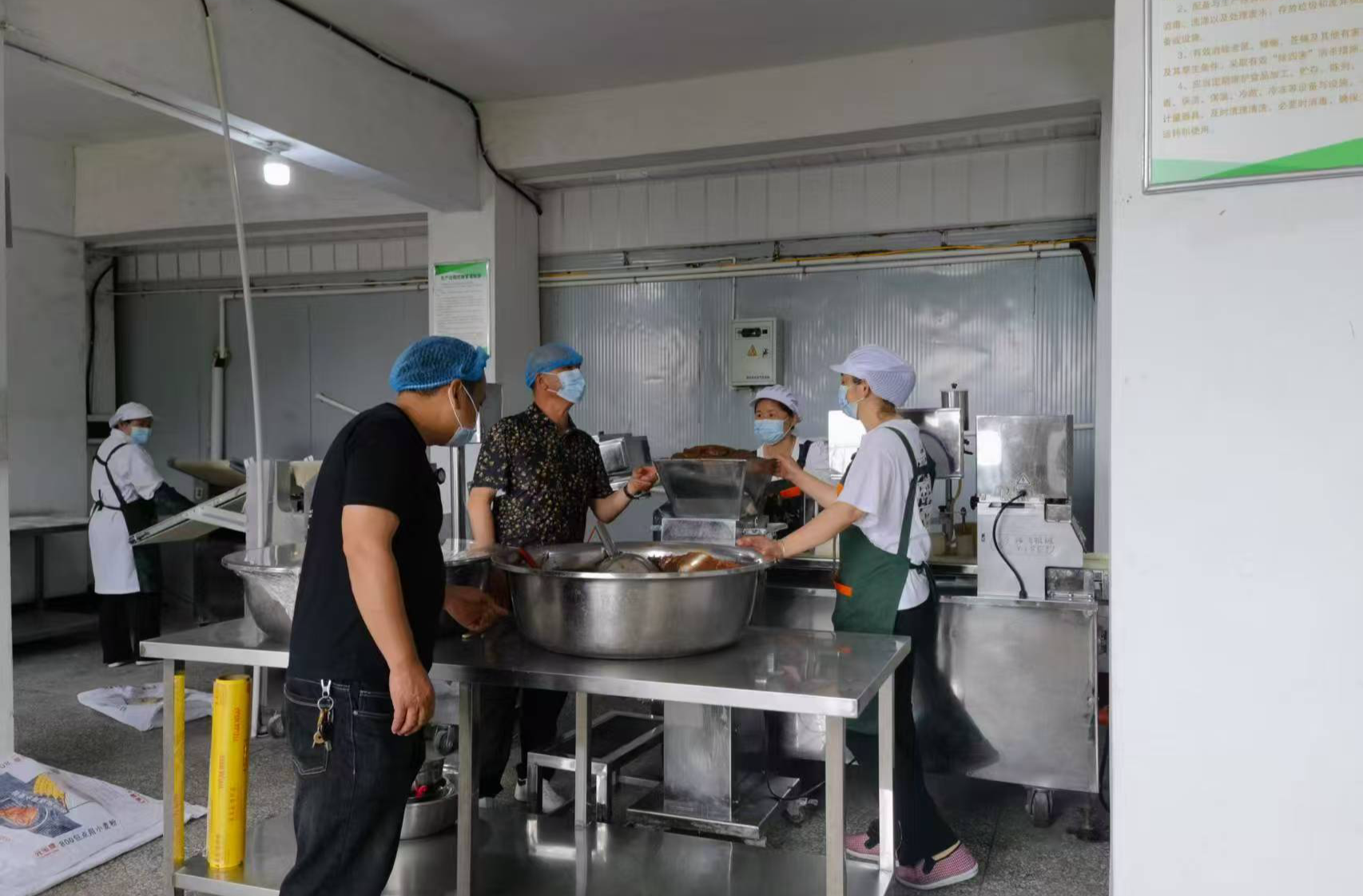 中方县铁坡镇：开展食品安全专项执法检查 推动“一法两条例”落地见效