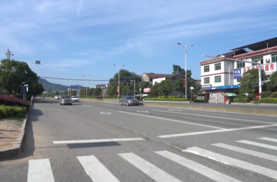 中方：“护路”+“护考” 全力保障高考期间道路安全畅通