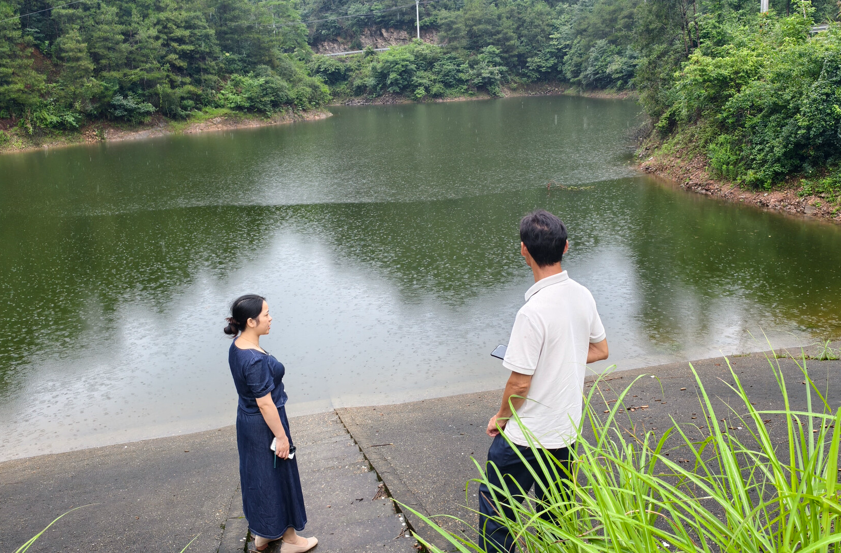 “汛”線直擊|中方縣銅鼎鎮(zhèn)：扎實做好防汛工作 全力守護群眾生命財產(chǎn)安全