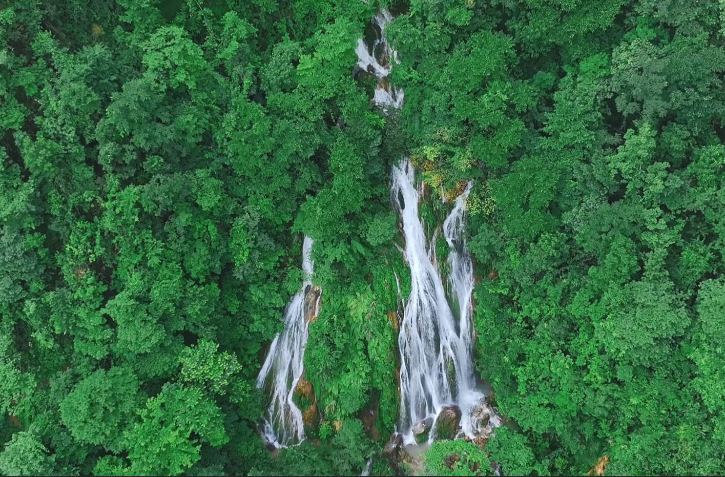 视频｜中方县康龙自然保护区：青山叠苍翠 瀑如白练飞