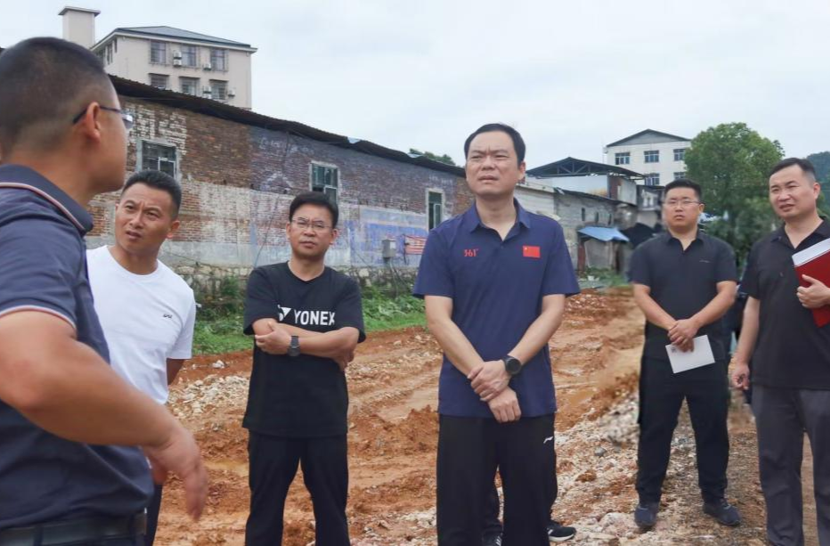 胡杰現(xiàn)場調(diào)研重點文旅項目建設(shè)并督導檢查安全生產(chǎn)工作