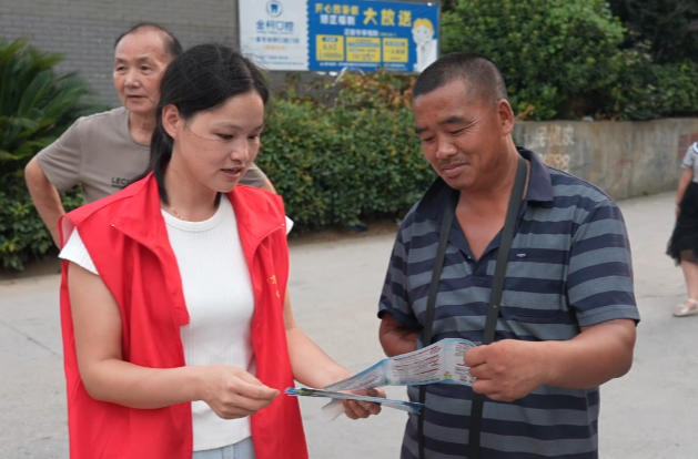 中方县中方镇莉坪社区开展防溺水安全宣传
