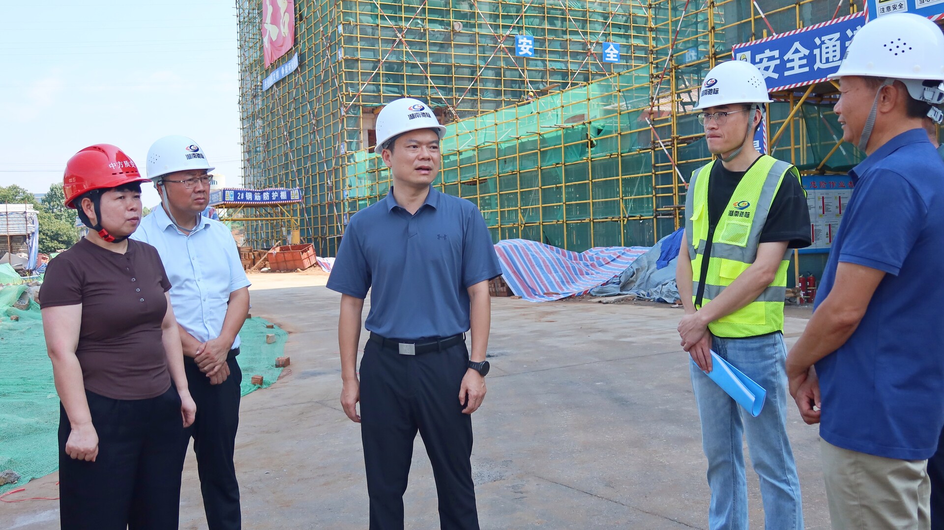 胡杰调研督导重点项目建设和安全生产工作