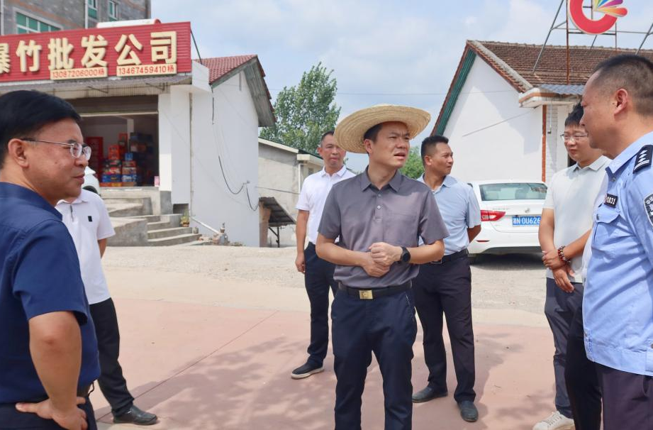 胡杰督导重点文旅项目建设