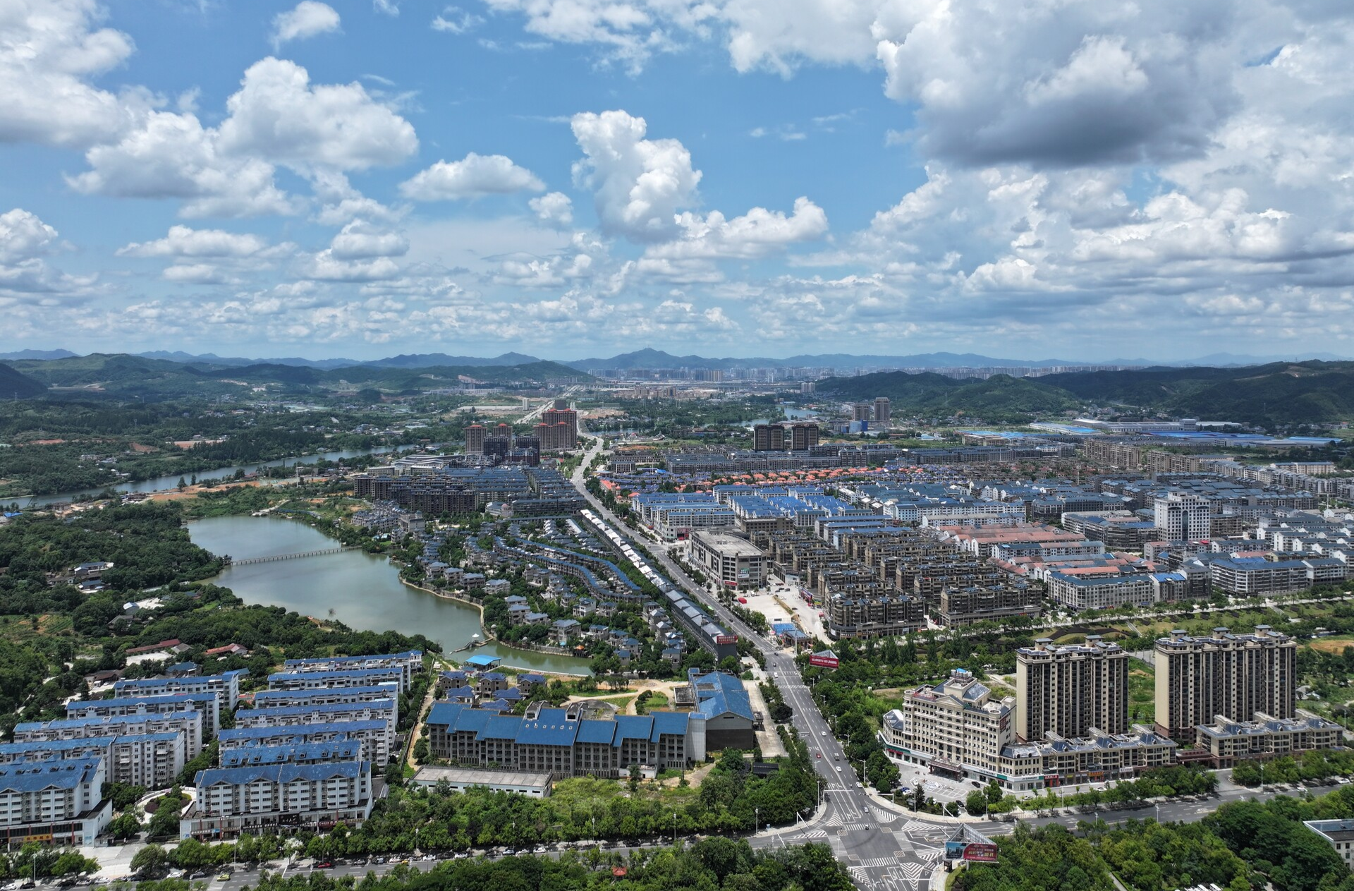 中方县：厚植培育沃土 市场活力持续涌动