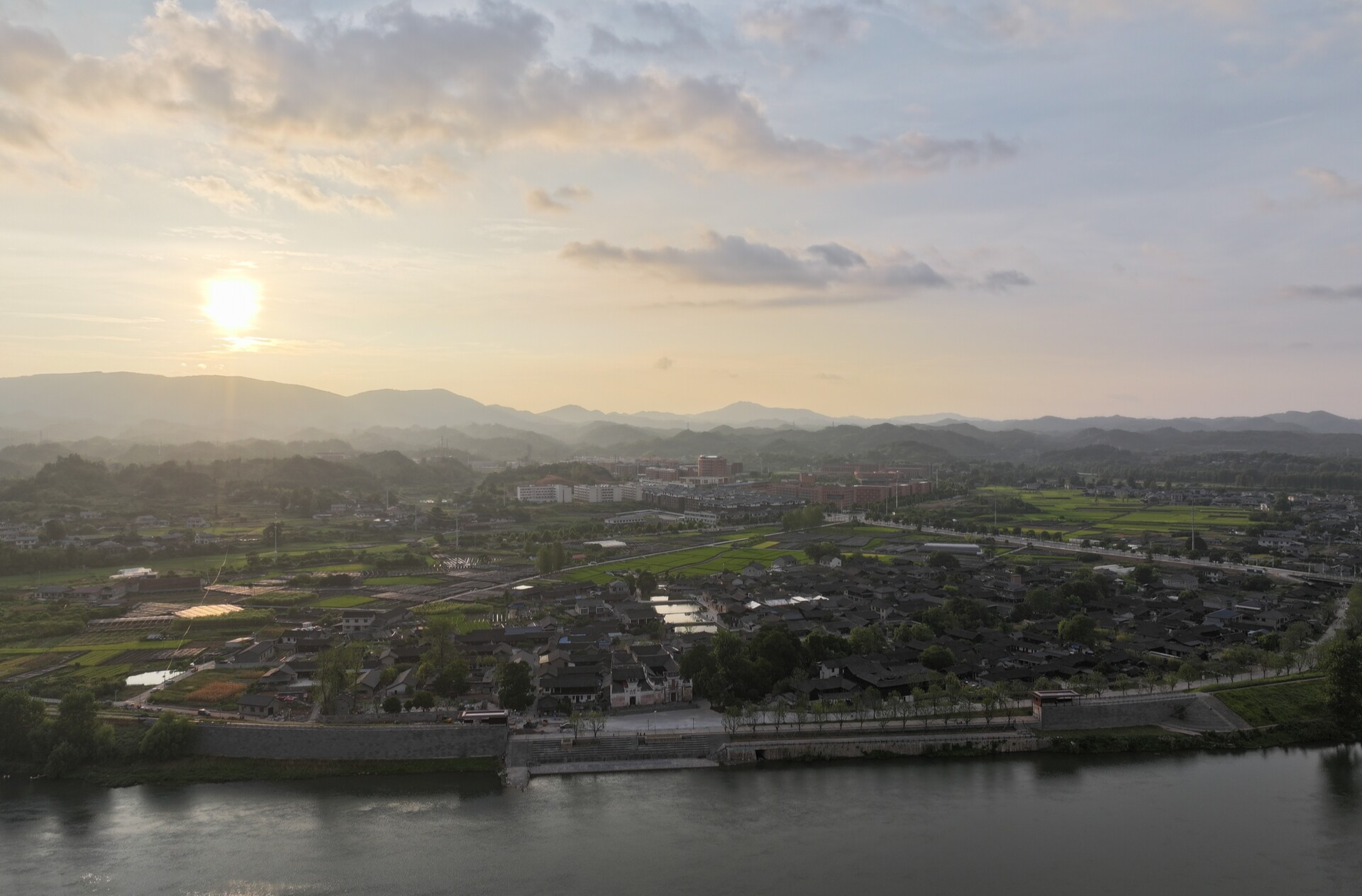 中方：荊坪古村煥新顏，迎接第五屆湖南旅發(fā)大會(huì)