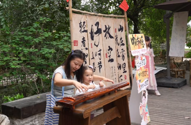 遛娃新去处！中方县荆坪古村成亲子文化游新宠