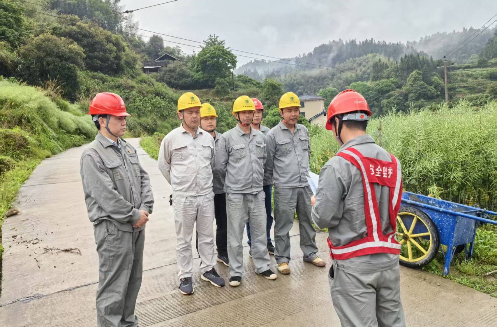 国网中方县供电公司：多点发力 电网工程有序推进