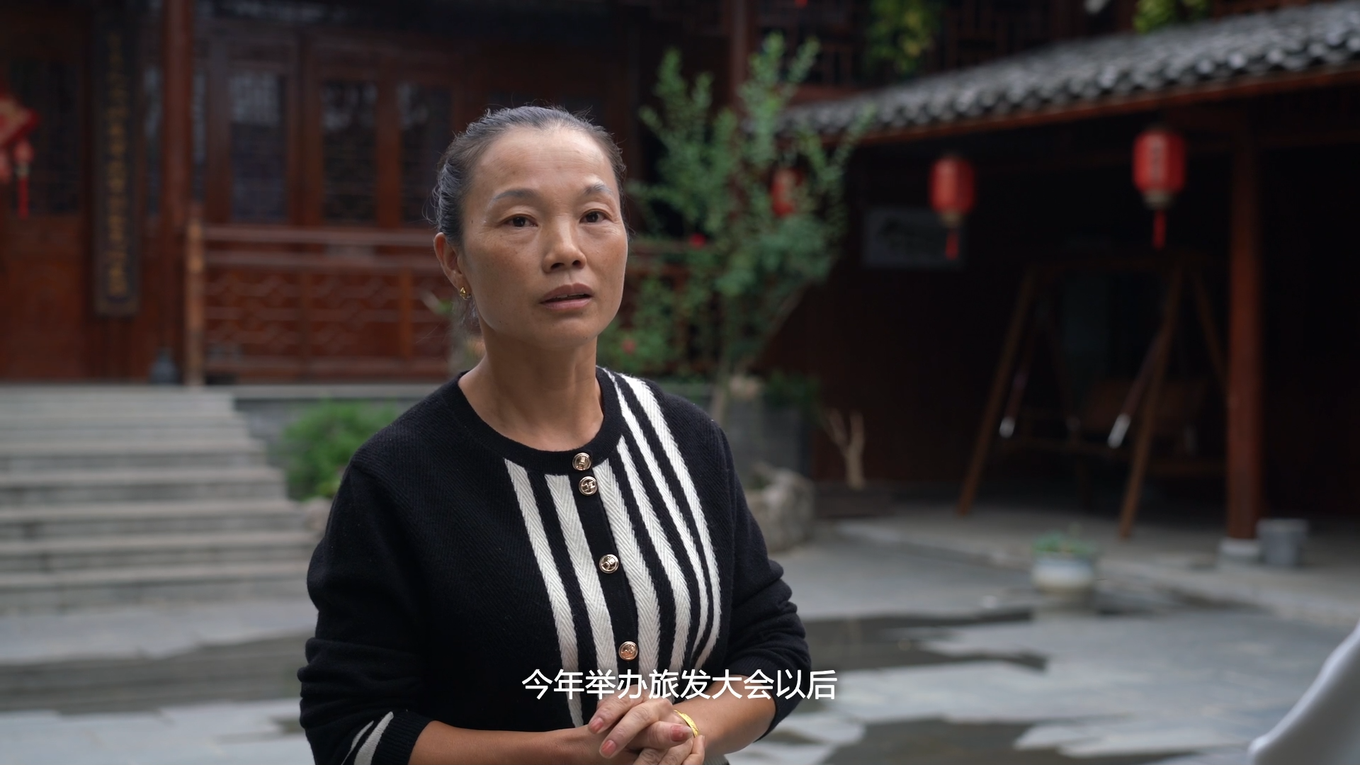 视频｜荆坪见变化·余小梅：稳定客流带来红火收益