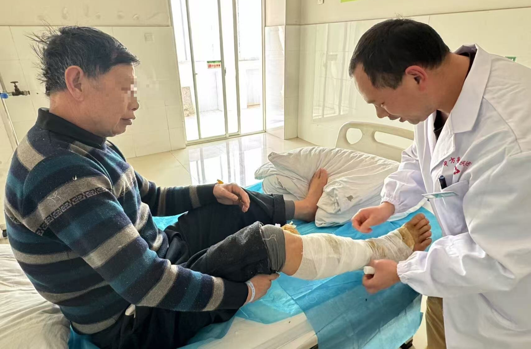 百年医脉薪火相传 匠心仁术泽被一方 中方县人民医院骨科“向氏正骨术”入选非遗成功