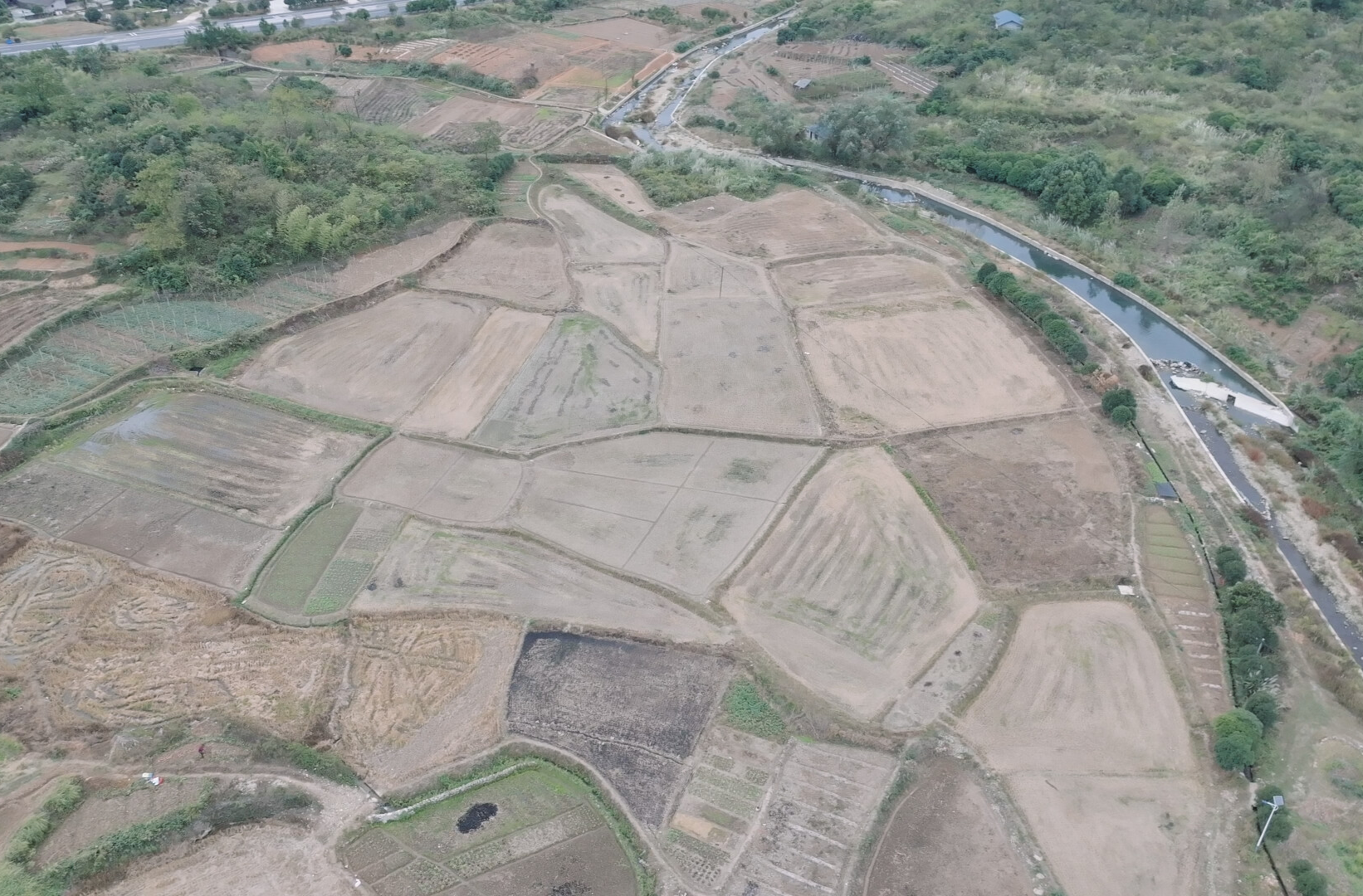 希望的田野|中方县：抢抓农时种油菜 田间劳作绘 “丰” 景