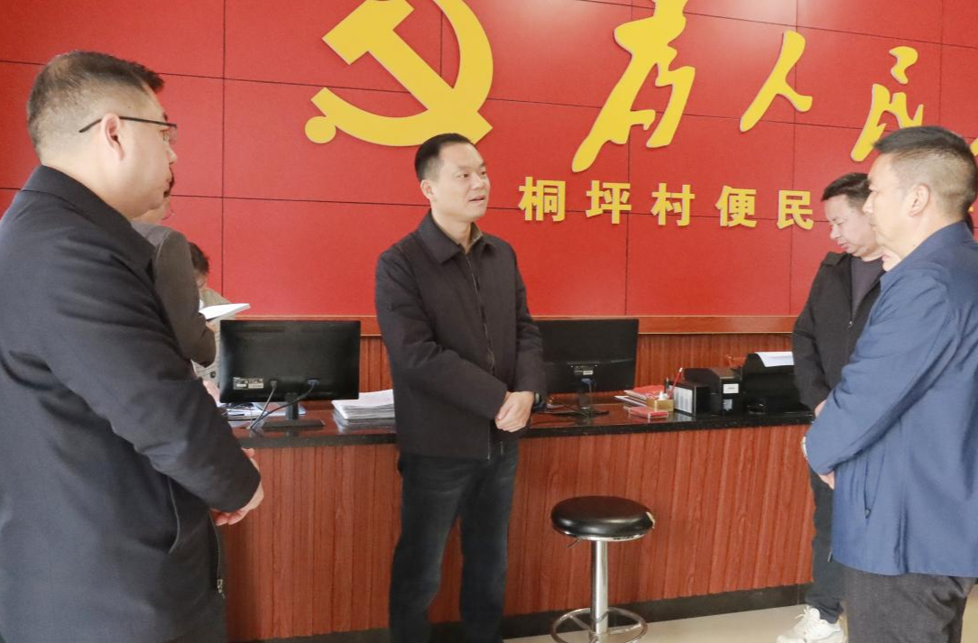 胡杰调研巩固拓展脱贫攻坚成果同乡村振兴有效衔接并督导检查安全生产工作