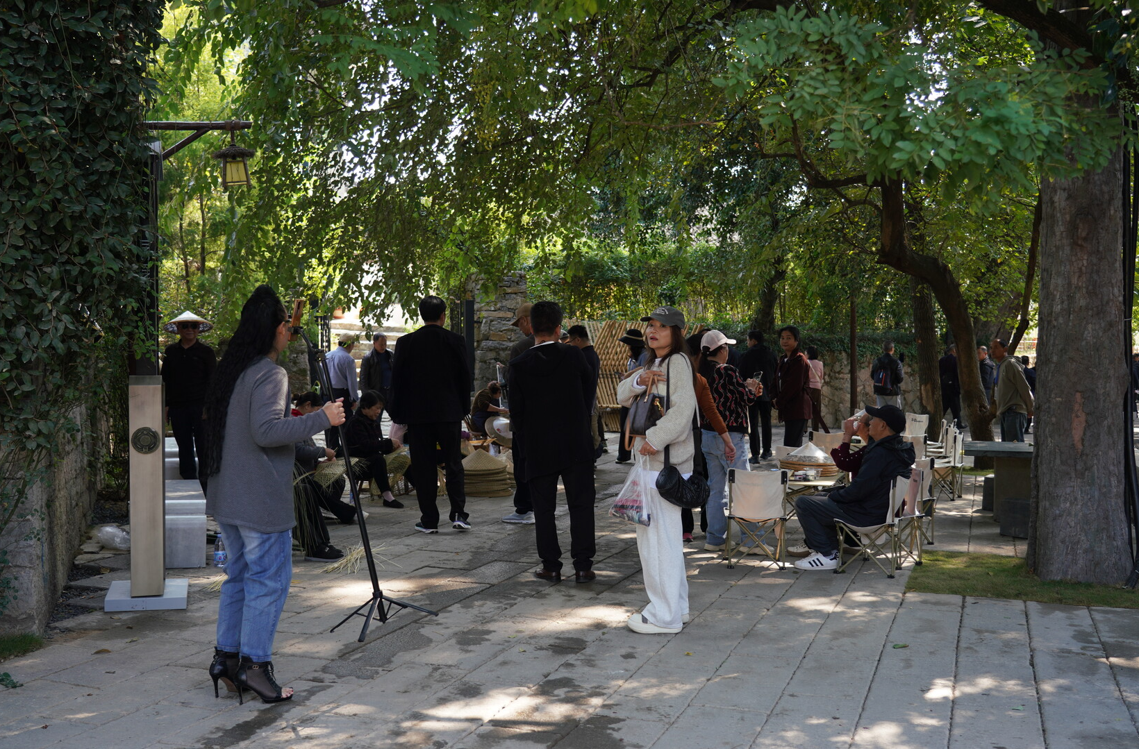 中方县荆坪古村：农家院里饭菜香 古村客满醉乡愁