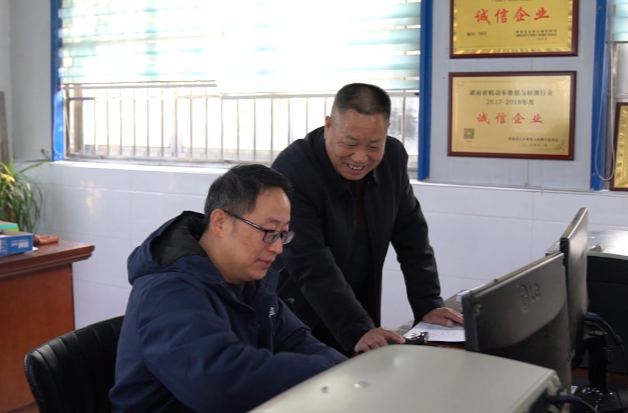 代表委员风采|廖华荣：以代表初心 践行使命担当