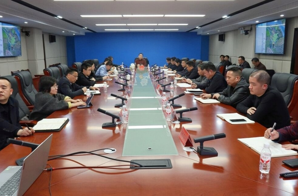 胡杰主持召开中方县㵲水西岸文旅综合体建设项目设计方案评审会议