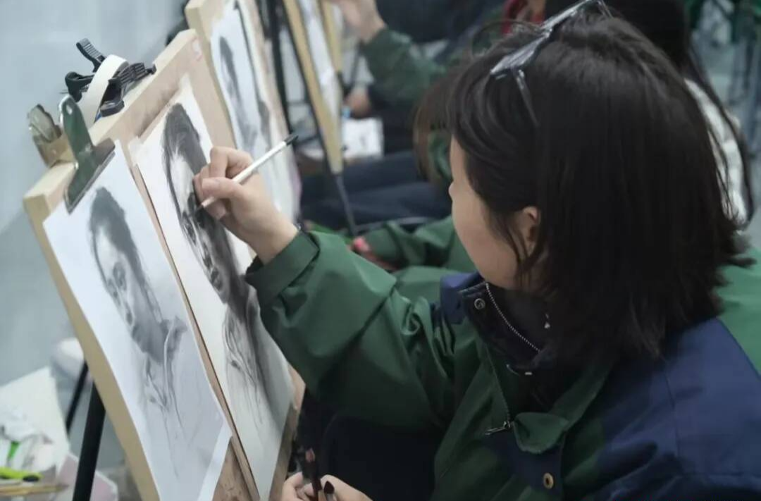 怀化市恒雅高级中学在数字素养实践活动中获佳绩