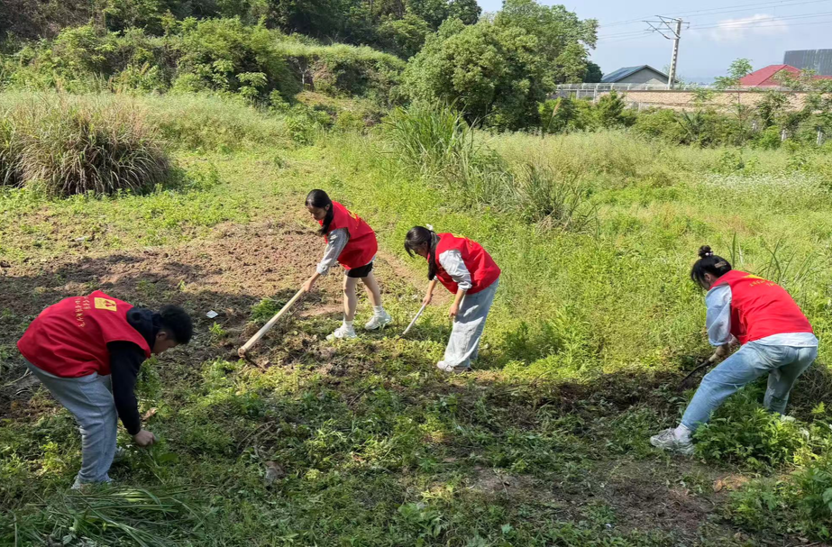 中方县中方镇：依托新时代文明实践阵地 情暖五保独居老人