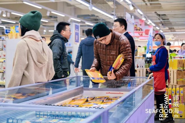 刺身消费升温，“哪里的三文鱼生吃品质好”有答案了
