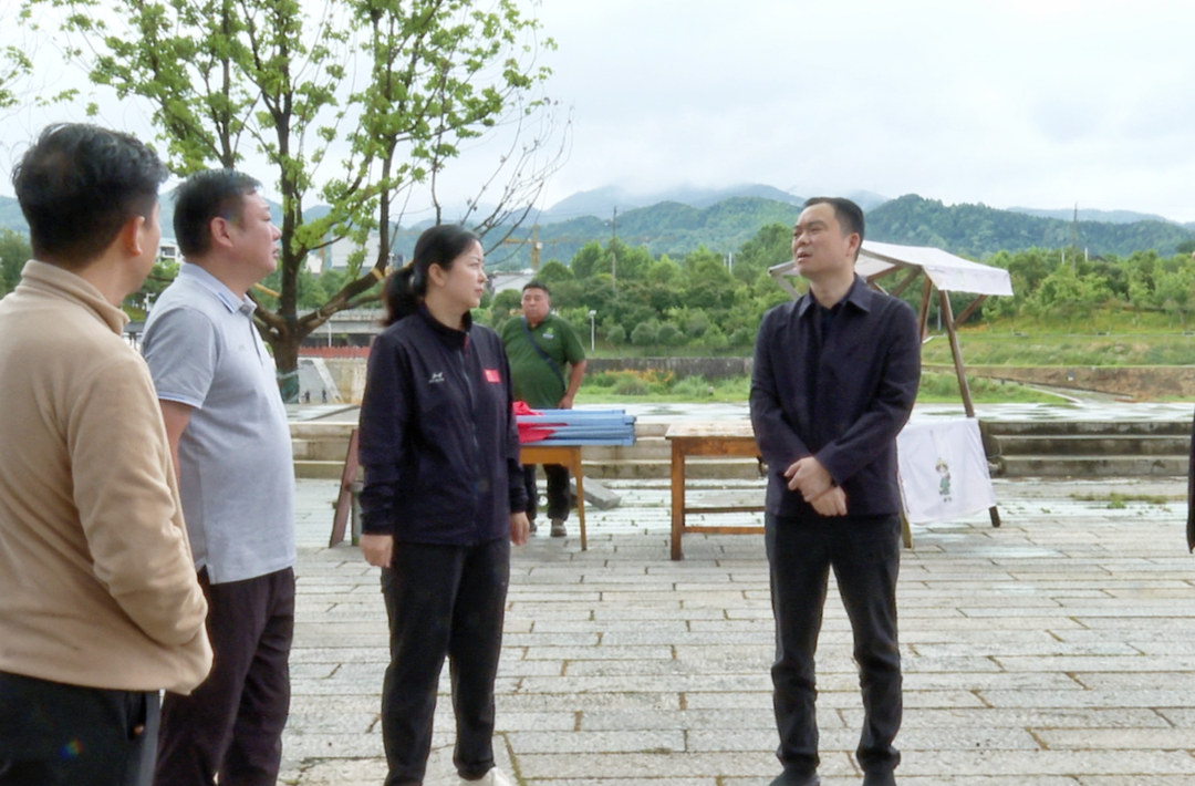 胡杰调研督导湖南省传统村落保护传承利用工作推进会现场观摩工作筹备情况