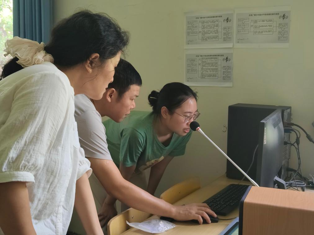 中方县融媒体中心开展应急广播培训 筑牢基层安全屏障