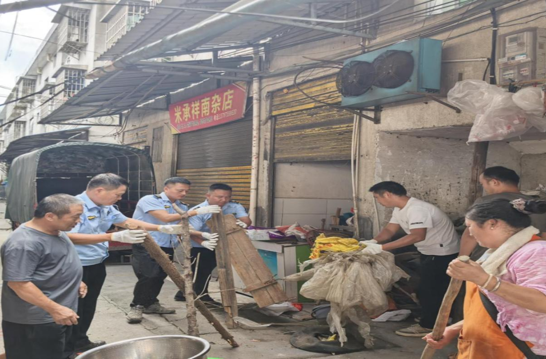 中方县铜鼎镇开展居民楼栋消防安全专项整治行动