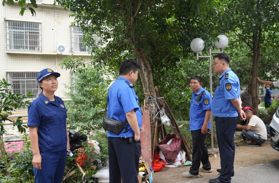 中方县消防救援大队：多部门联动除隐患 筑牢小区消防安全防线