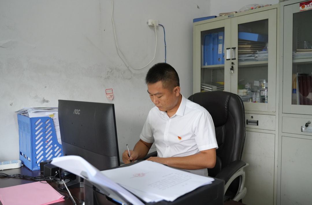 代表委员风采｜陈宗强：扎根乡土守初心 履职为民促振兴