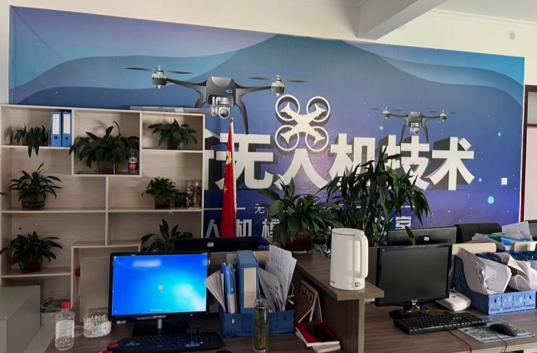 南阳华疆无人机：在“芯片级”维修中，寻找职业教育的“护城河”